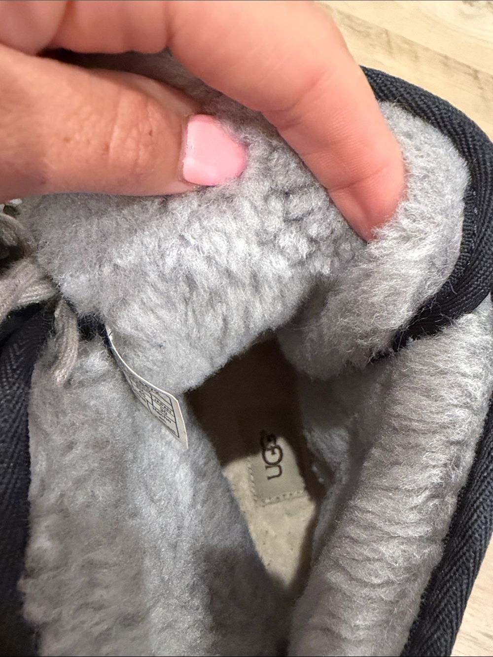 UGG Men's Navy Suede Chukka Boots with light grey laces and fur - Picture 9 of 10